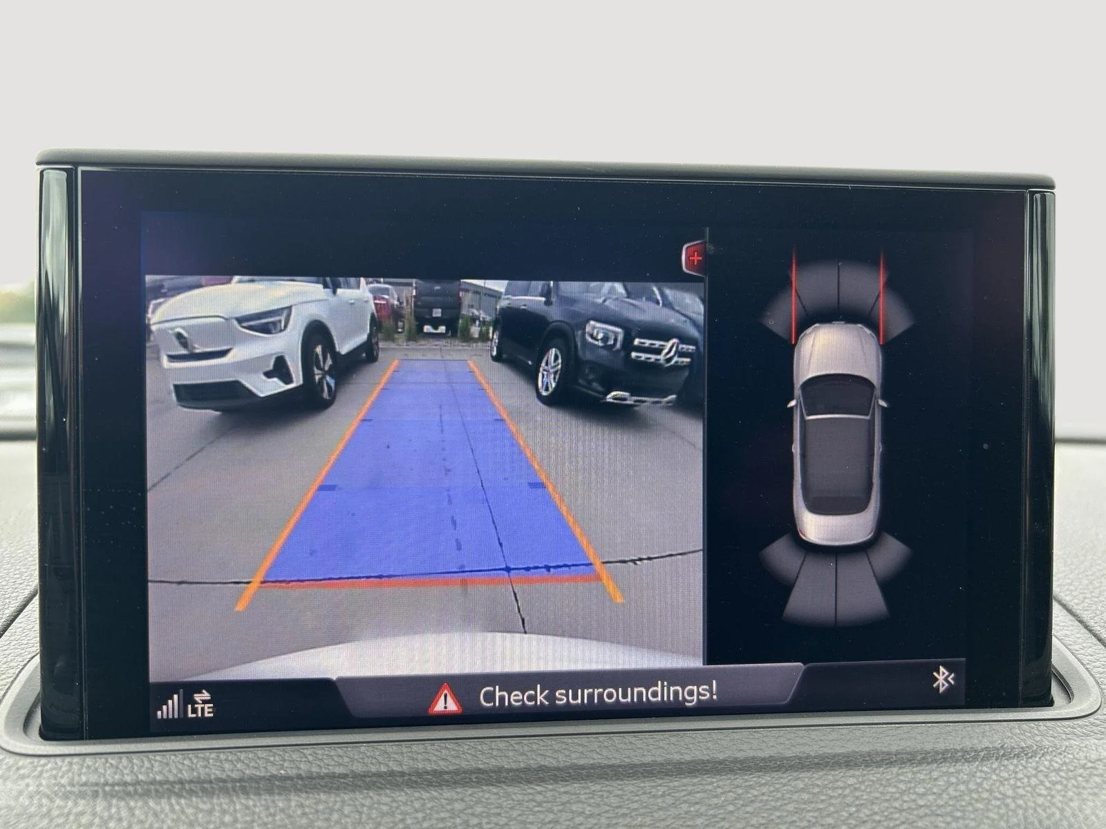 Used 2019 Ibis White/Black Roof Audi Premium Plus image 21