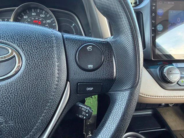 Used 2013 Spruce Mica Toyota XLE image 21