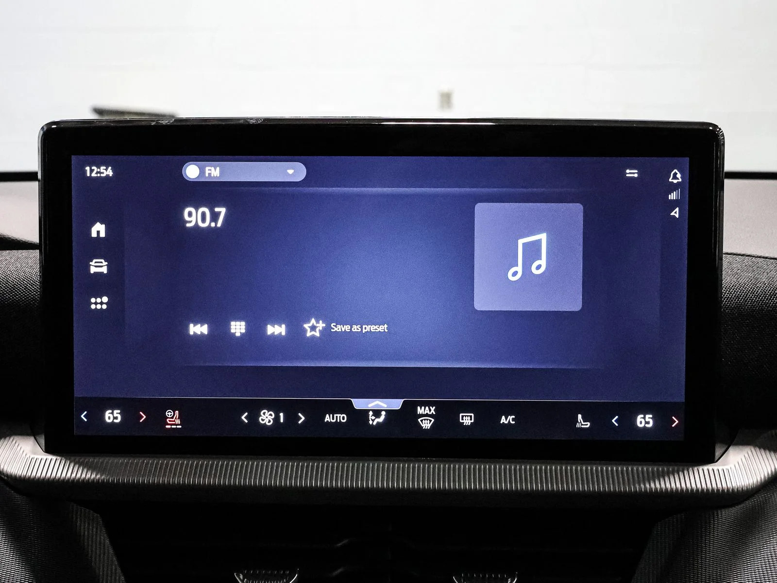 2026 Ford Explorer ST-Line - Photo 28