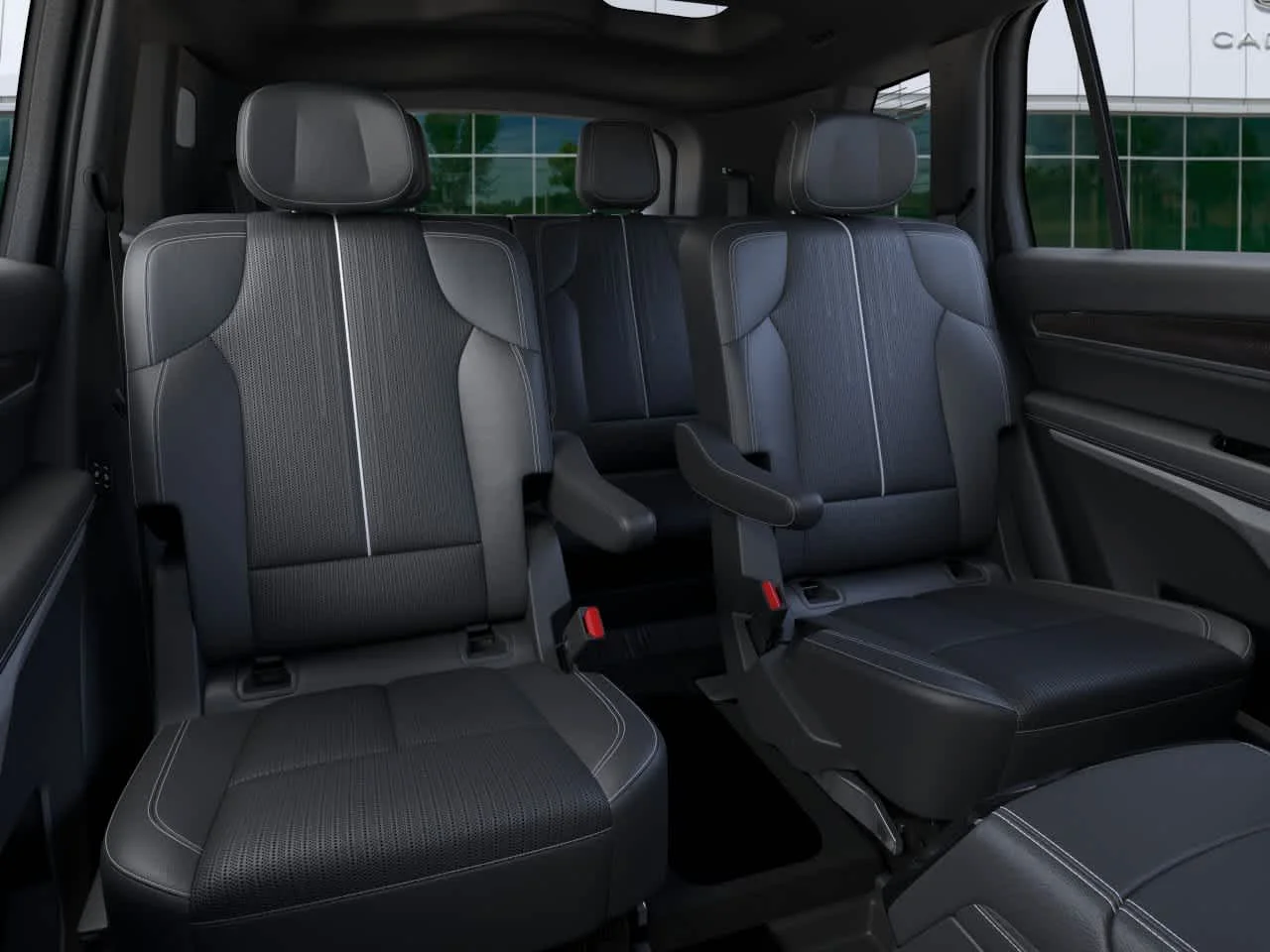 2026 Cadillac VISTIQ Sport - Photo 17