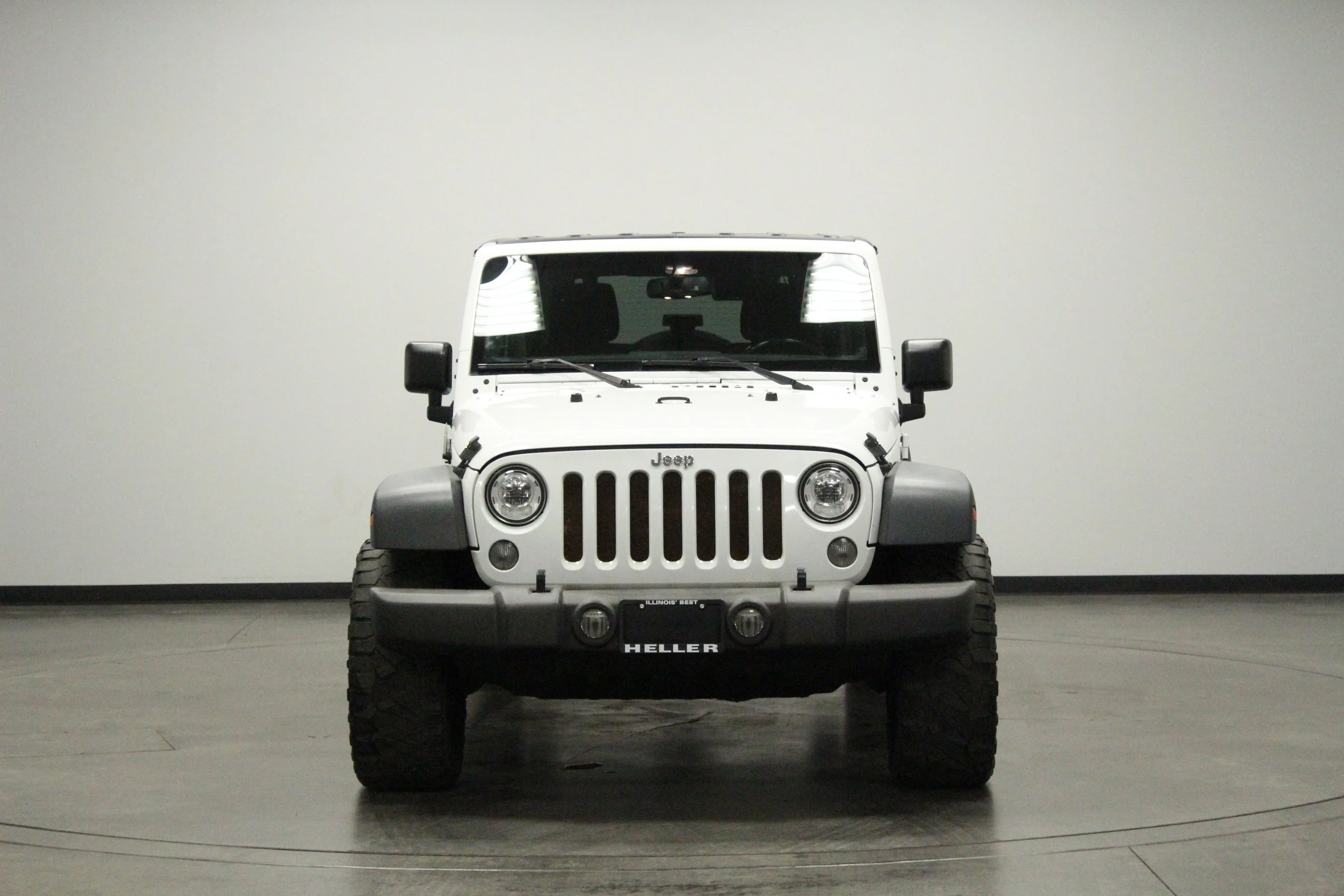 Used 2018 Bright White Clearcoat Jeep Sport image 3