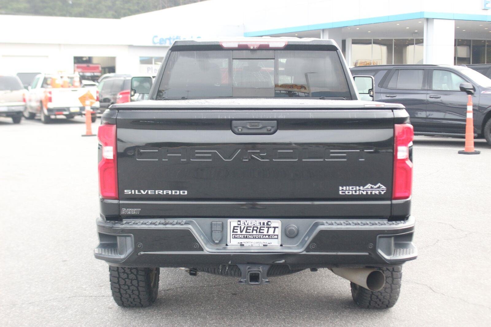 Used 2020 BLACK Chevrolet High Country image 6