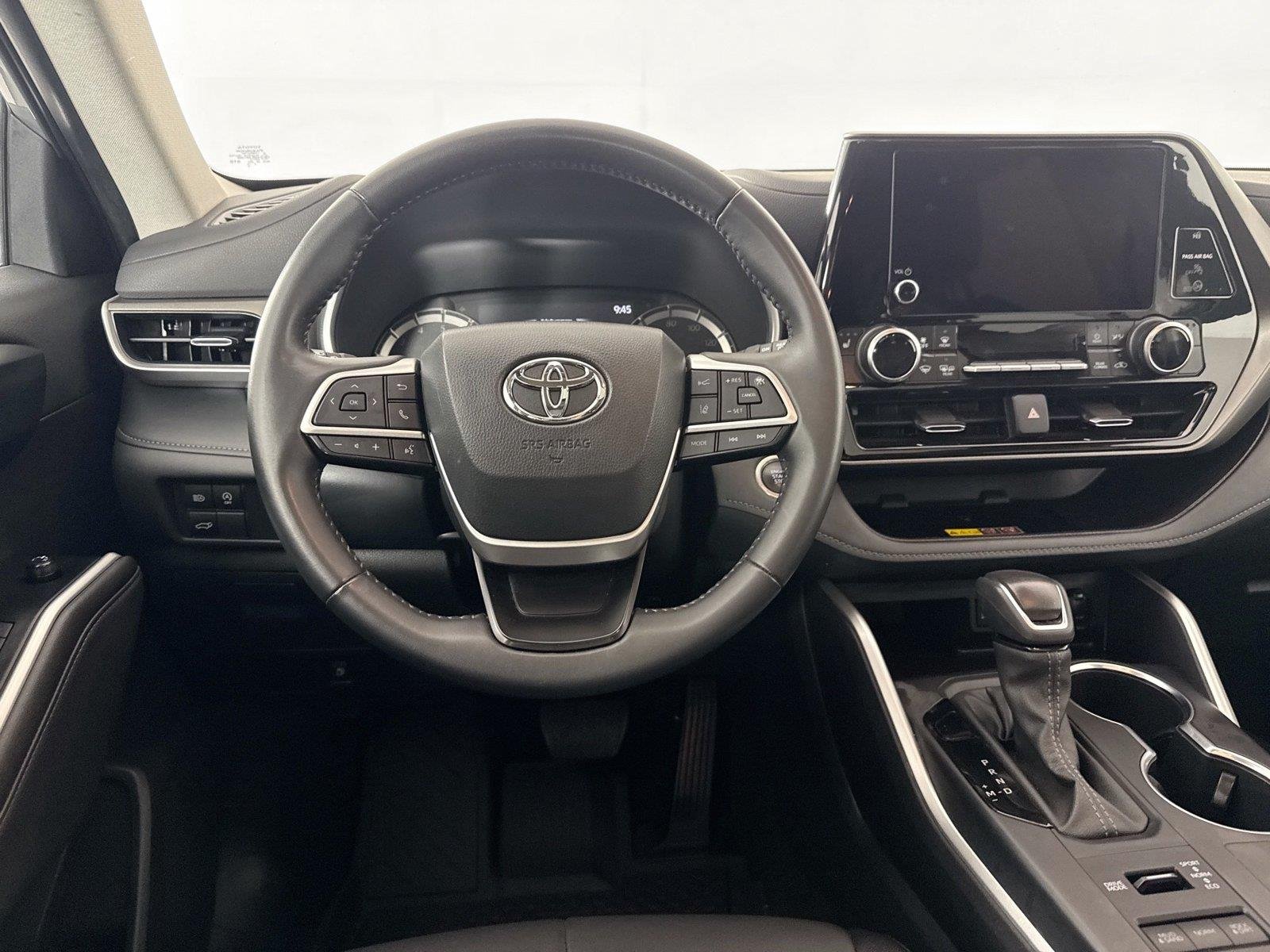 Certified Used 2025 Celestial Silver Metallic Toyota XLE image 32