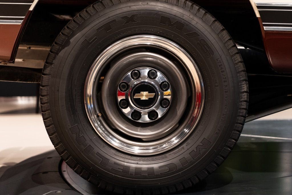 Used 1970 Orange Chevrolet Regular Cab image 15