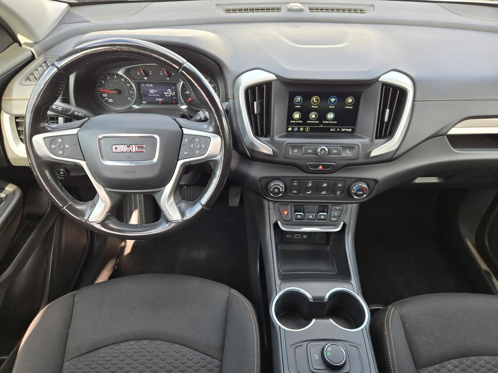 Used 2019 Ebony Twilight Metallic GMC FWD 4dr SLE image 6