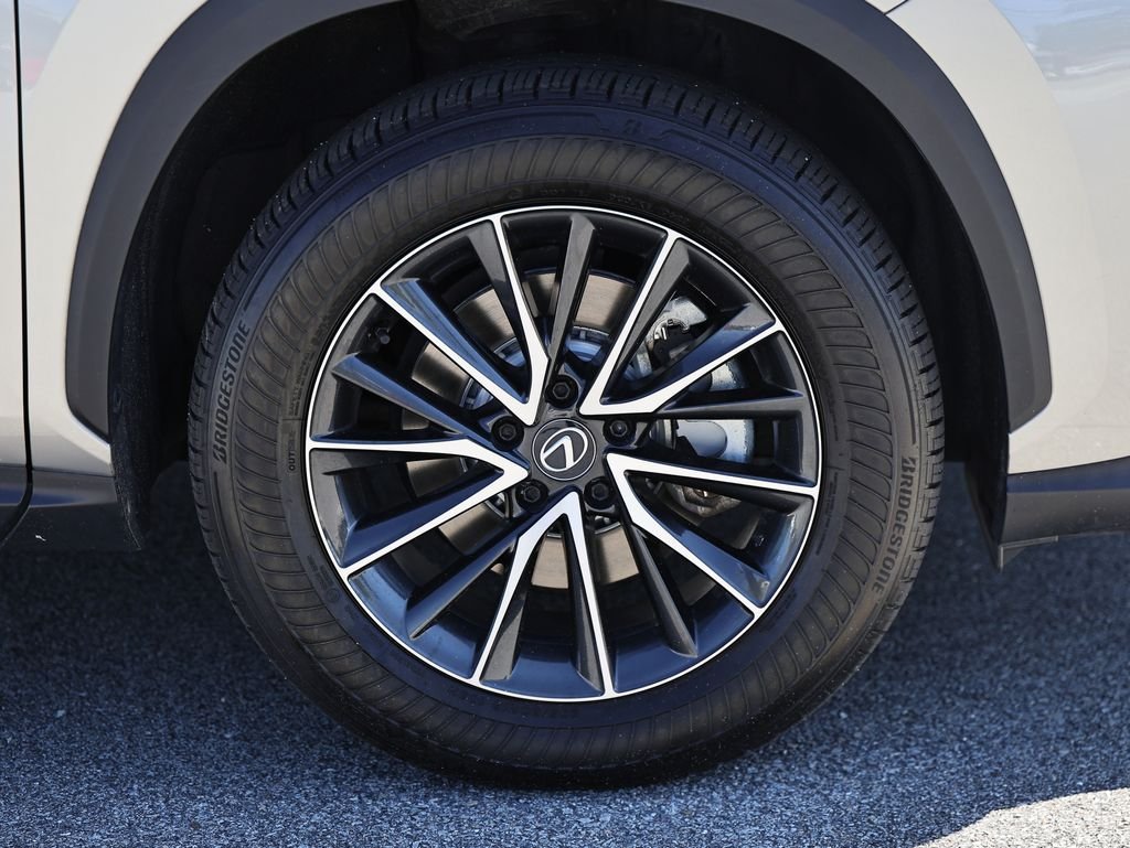 Used 2024 Silver Lexus 350 Premium image 5