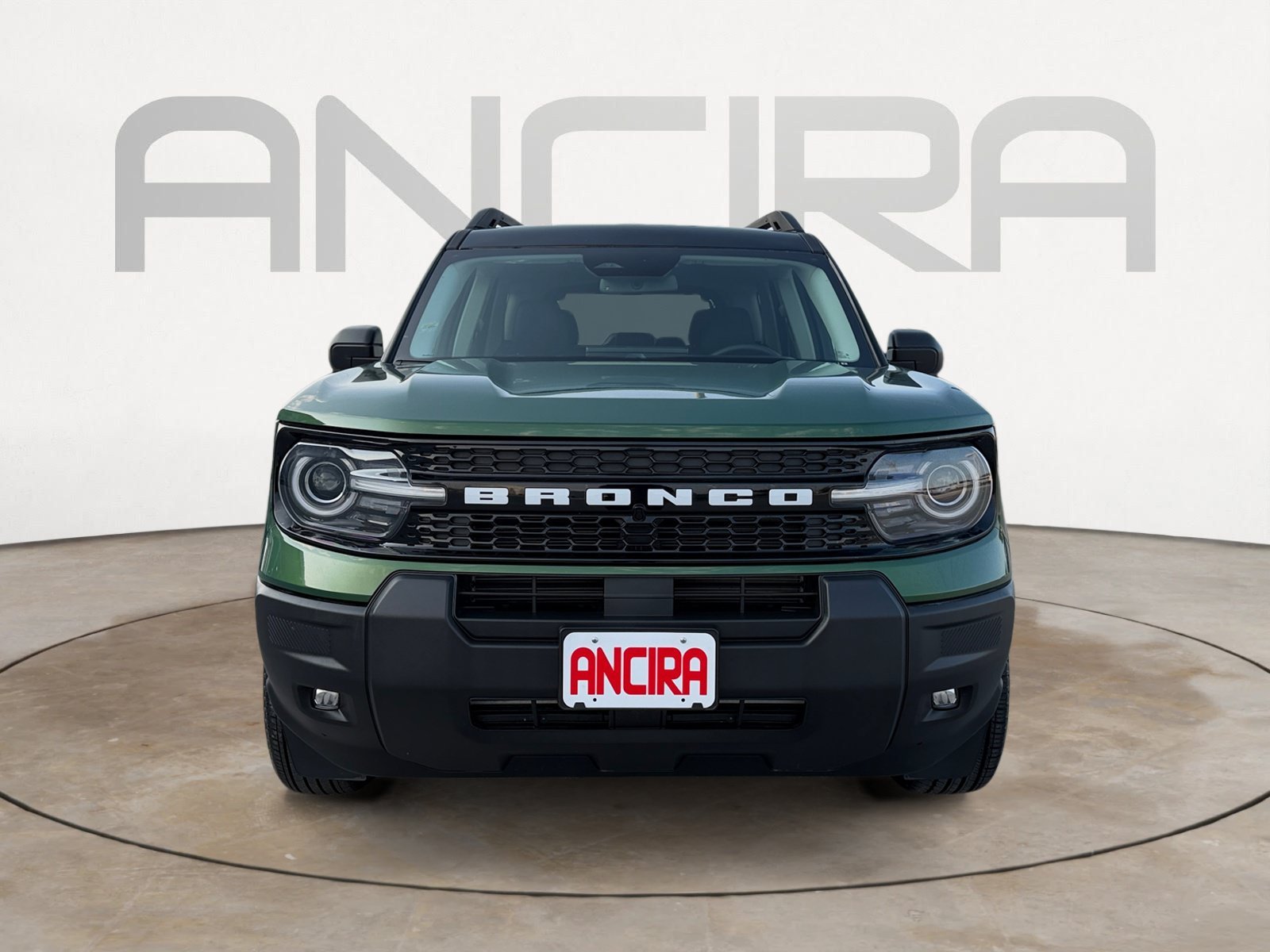 Used 2025 Green Metallic Ford Outer Banks image 3