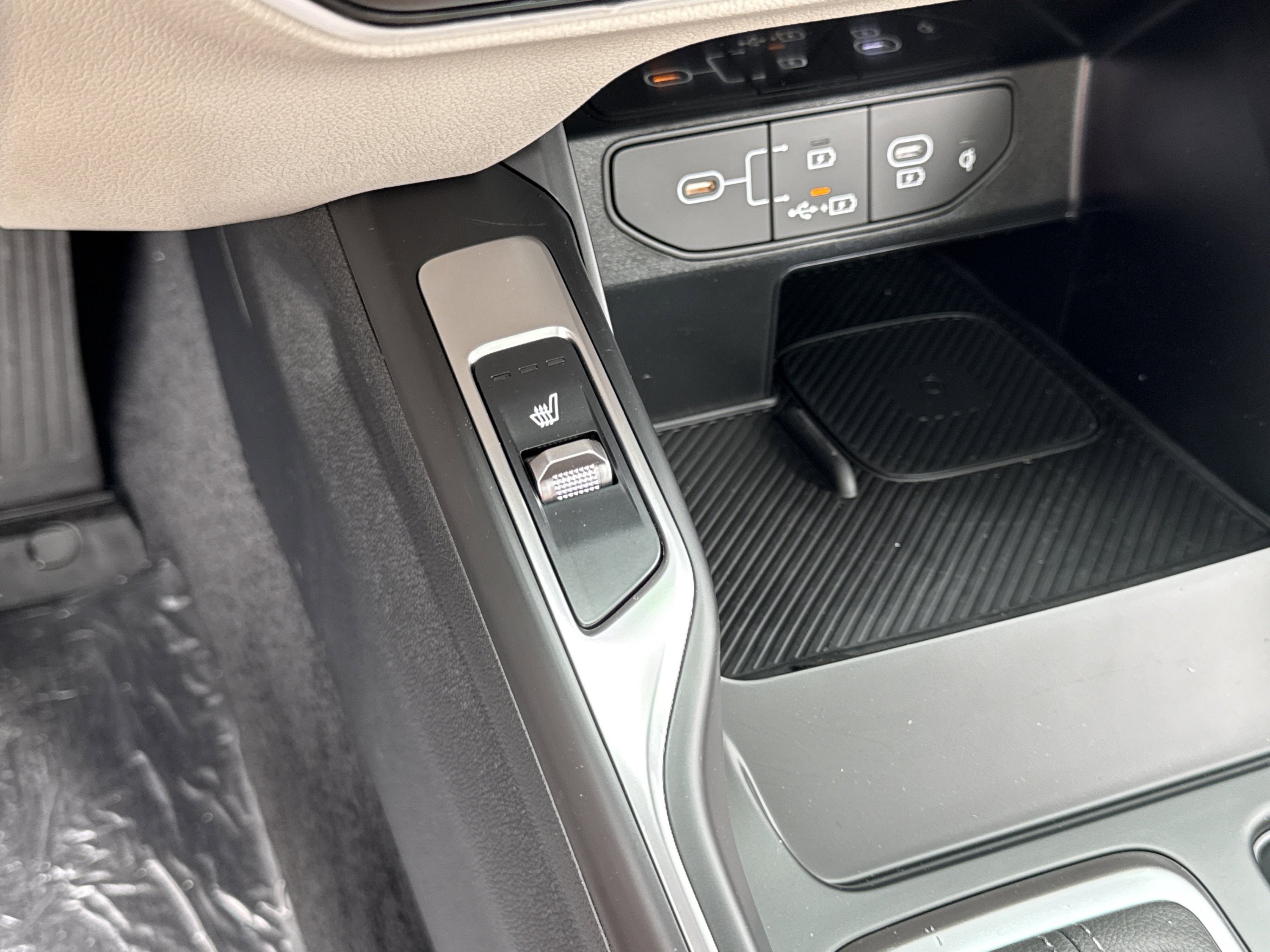 New 2026 Glacial White Pearl Kia S image 10