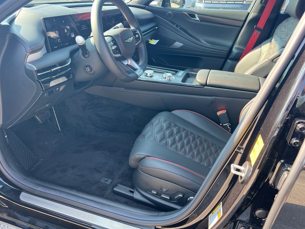 New 2025 Black Genesis 3.5T SPORT PRESTIGE image 9