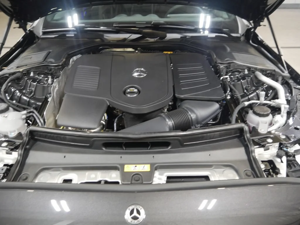 New 2026 Graphite Grey Metallic Mercedes-Benz C 300 image 11