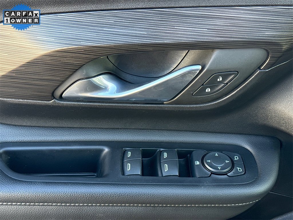 2023 GMC TERRAIN - Image 13