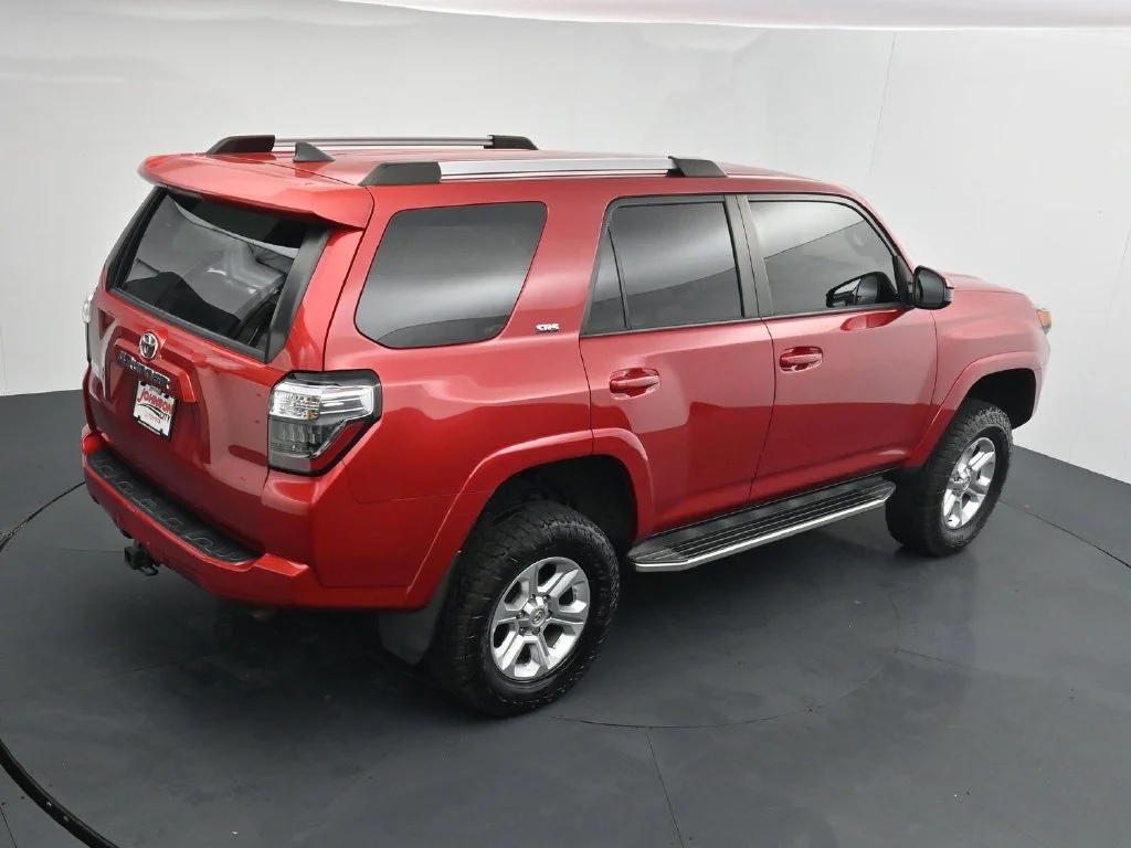 Used 2022 Red Toyota SR5 image 29