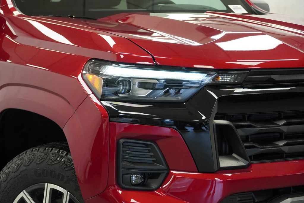 2026 Chevrolet Colorado Z71 - Photo 32