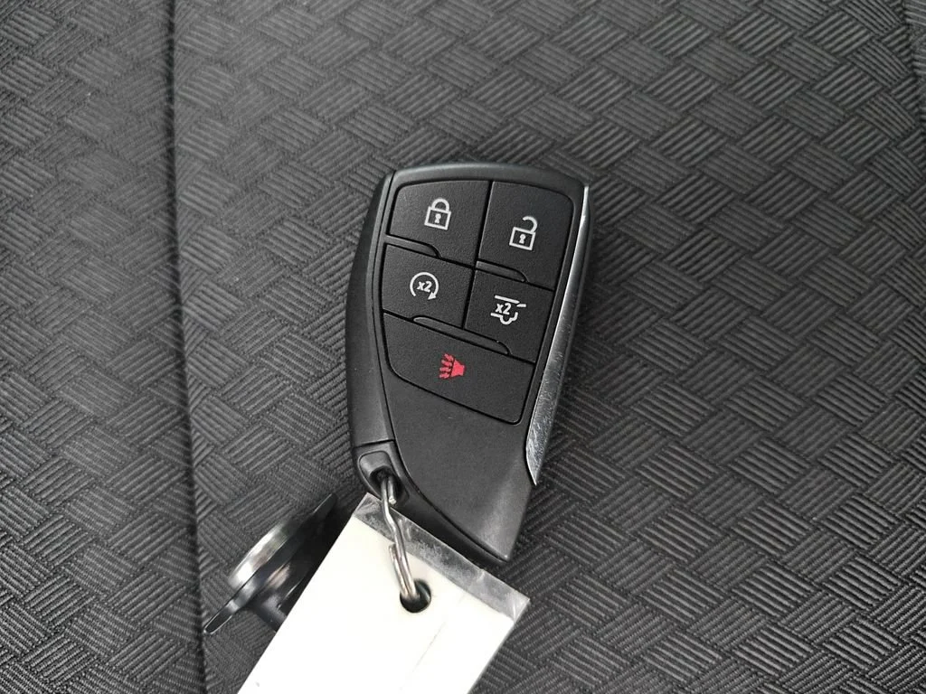 Used 2021 SPECIAL PAINT Chevrolet LS image 34
