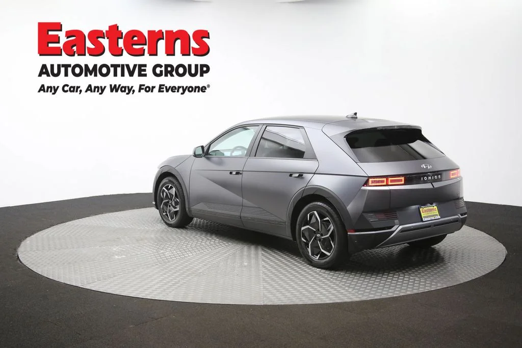 Used 2023 Gray Hyundai SEL image 62