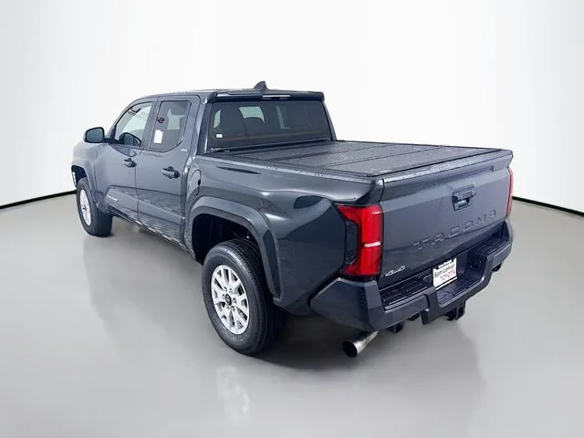 Used 2026  Toyota SR5 image 5