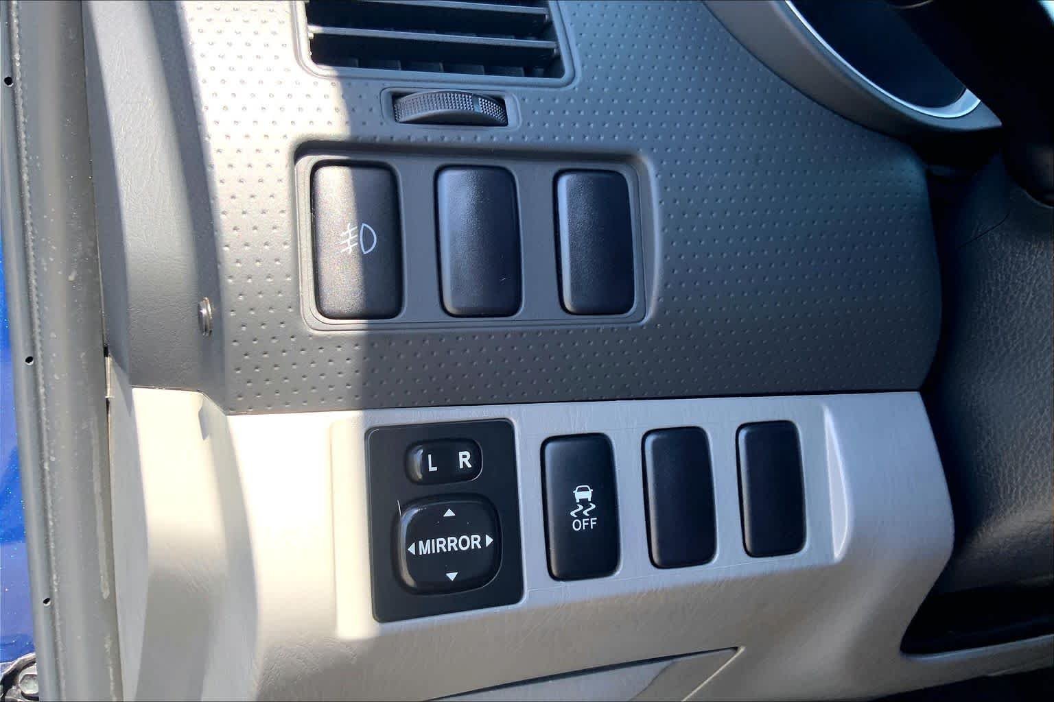 Used 2015 Blue Ribbon Metallic Toyota PreRunner image 29