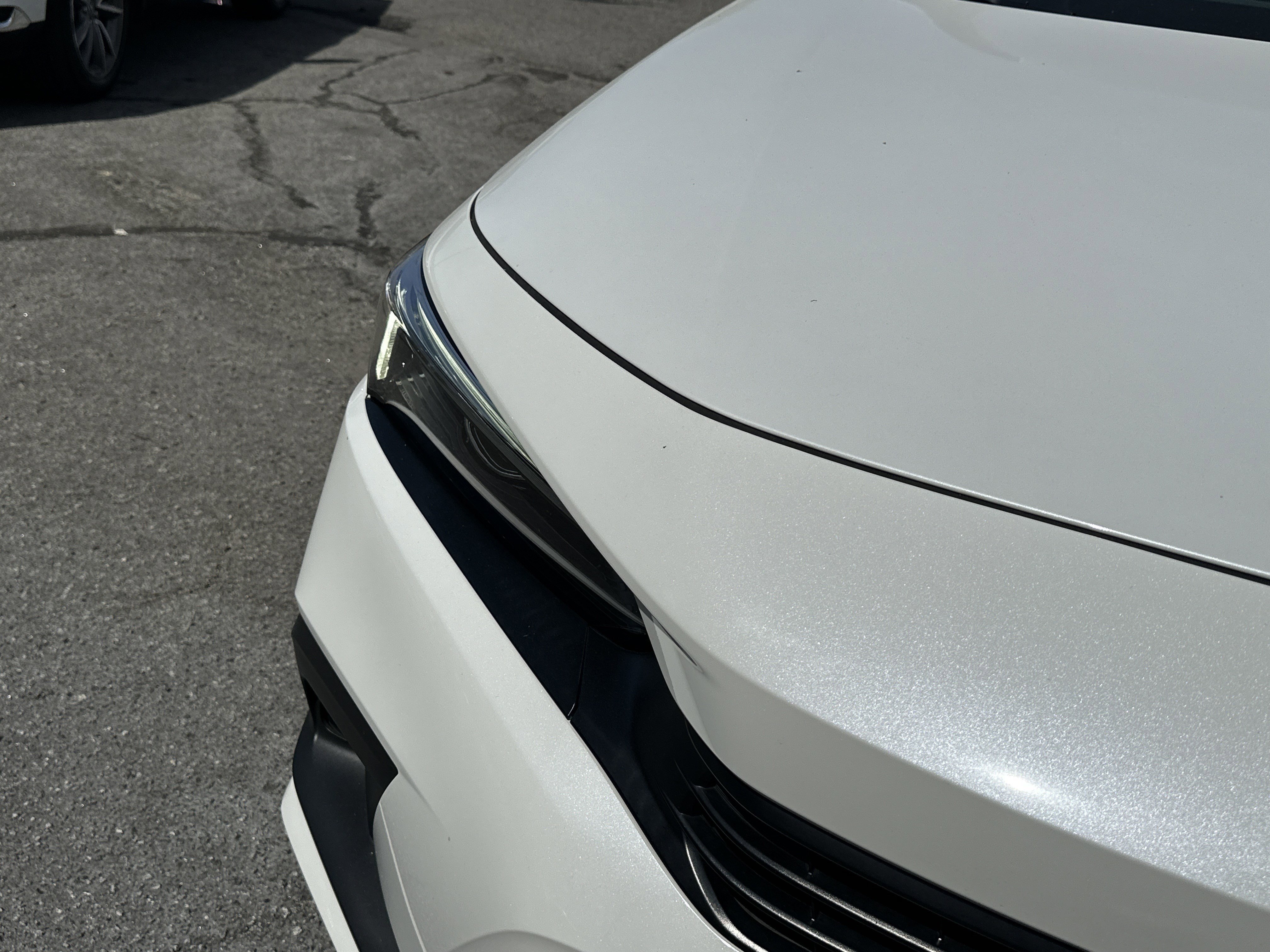 Used 2023 Platinum White Pearl Honda LX image 12