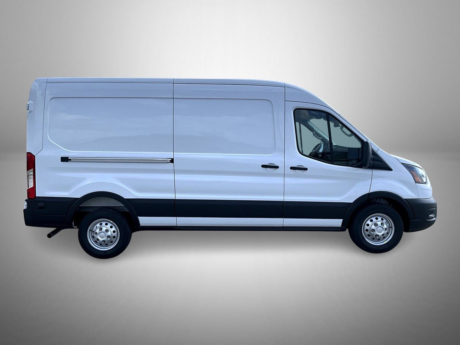 New 2026 Oxford White Ford Base image 4