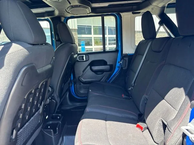 Certified Used 2022 Hydro Blue Pearlcoat Jeep Unlimited Rubicon image 32