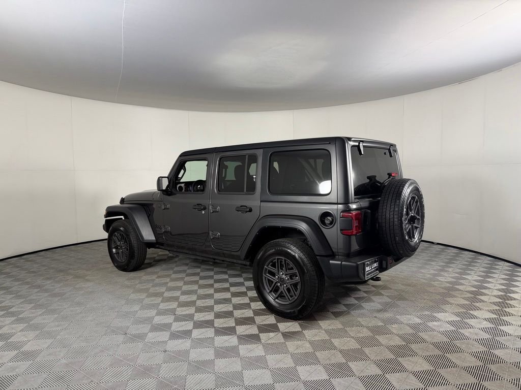 Used 2024 Gray Jeep Sport S image 10