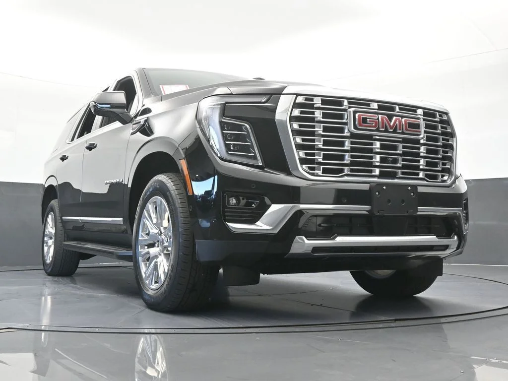 2025 GMC Yukon Denali - Photo 70