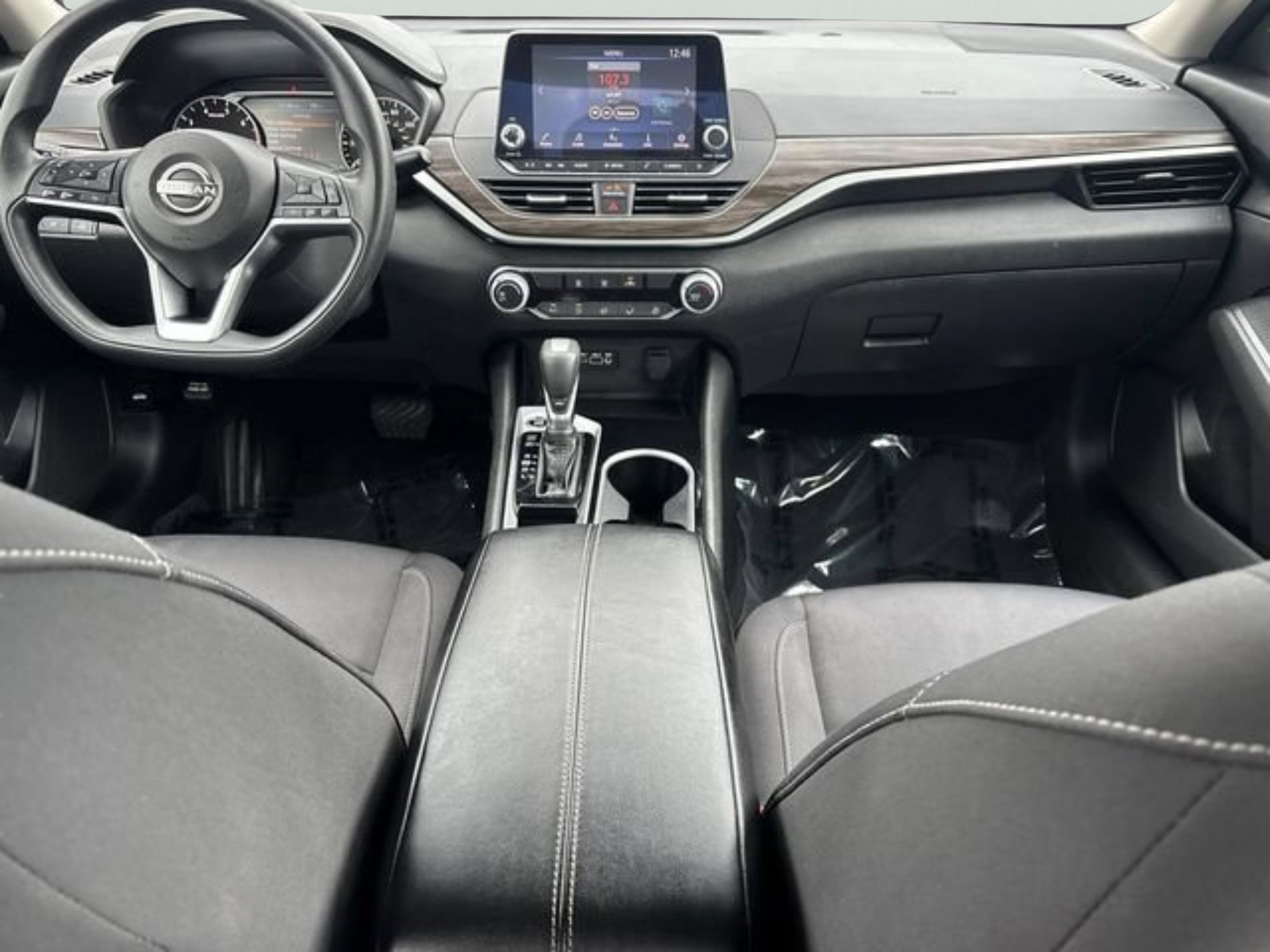2024 Nissan Altima SV - Photo 9