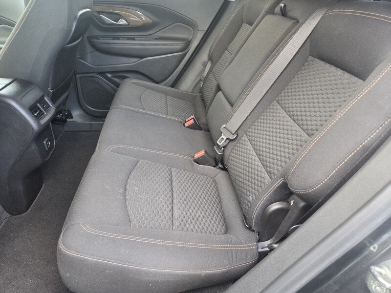 Used 2019 Gray GMC SLE image 23