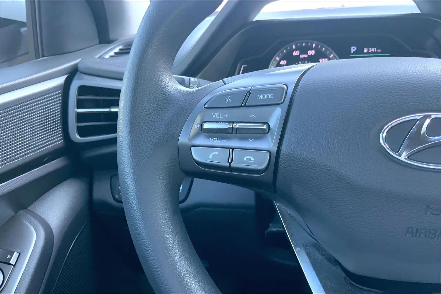 Used 2021 Ceramic White Hyundai Blue image 24