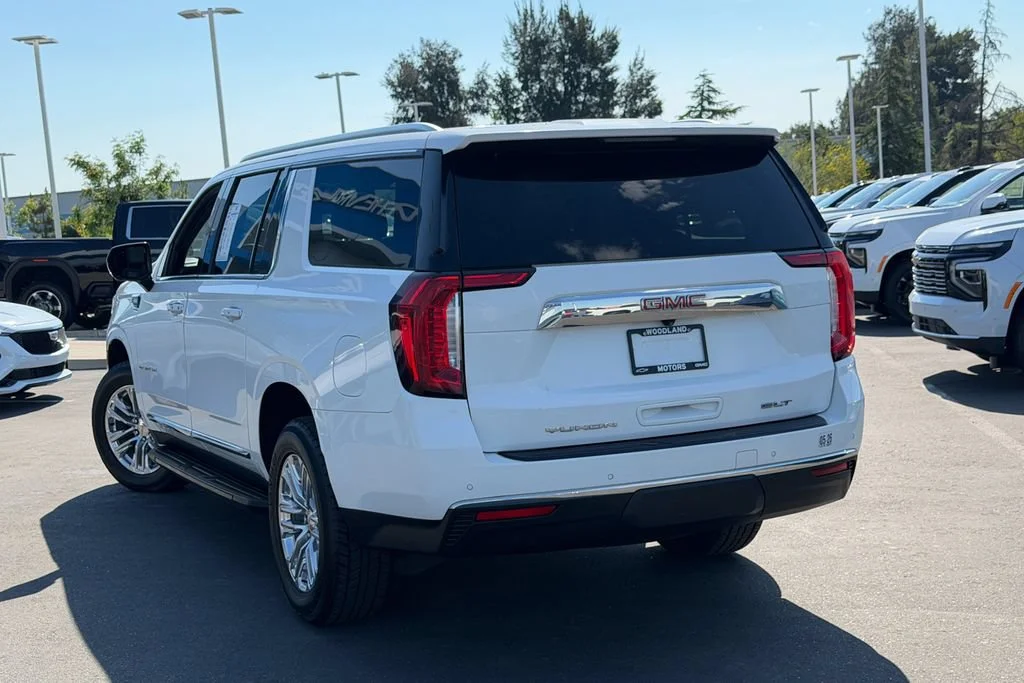 Used 2023 Summit White GMC SLT image 9