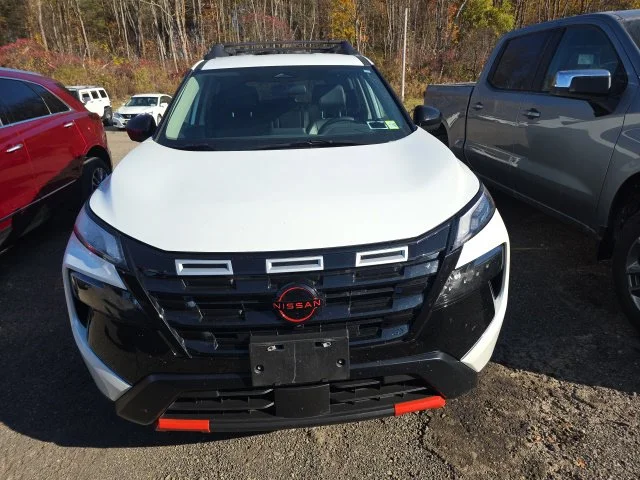 Used 2025 White Nissan Rock Creek image 3