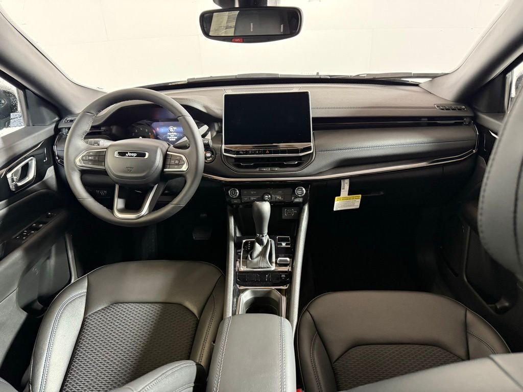 2026 Jeep Compass Latitude Altitude - Photo 17