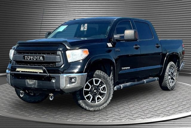 Used 2014 Black Toyota SR5 image 1