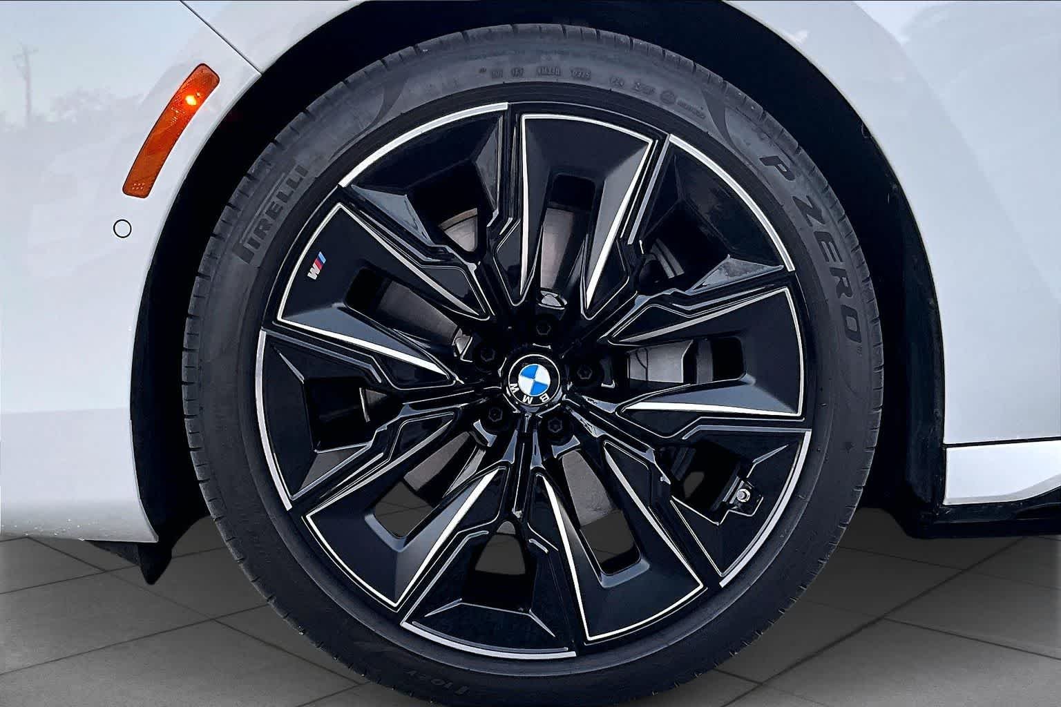 Used 2025 Mineral White Metallic BMW eDrive50 image 10