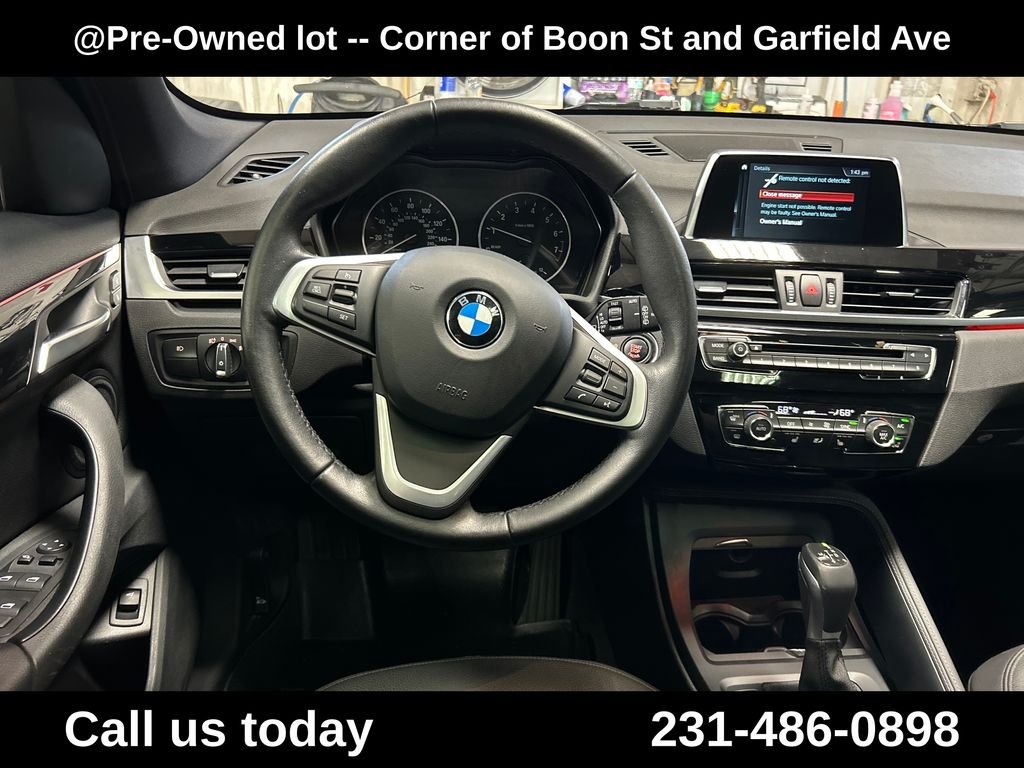 Used 2018 Gray BMW xDrive28i image 17
