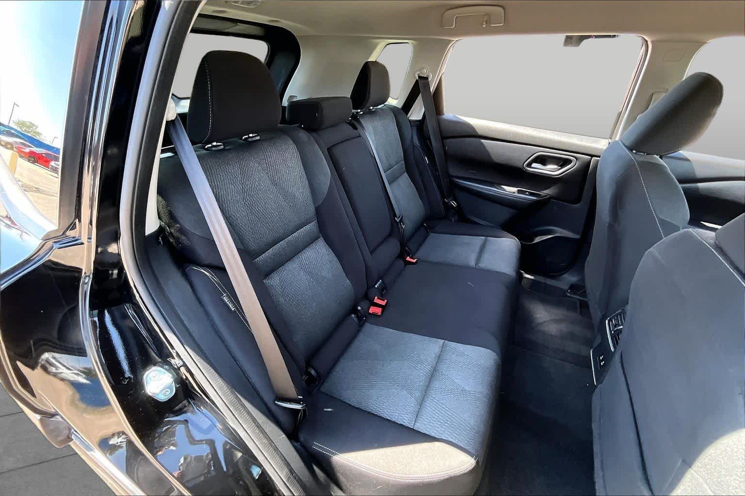 Used 2025 Super Black Nissan SV image 18