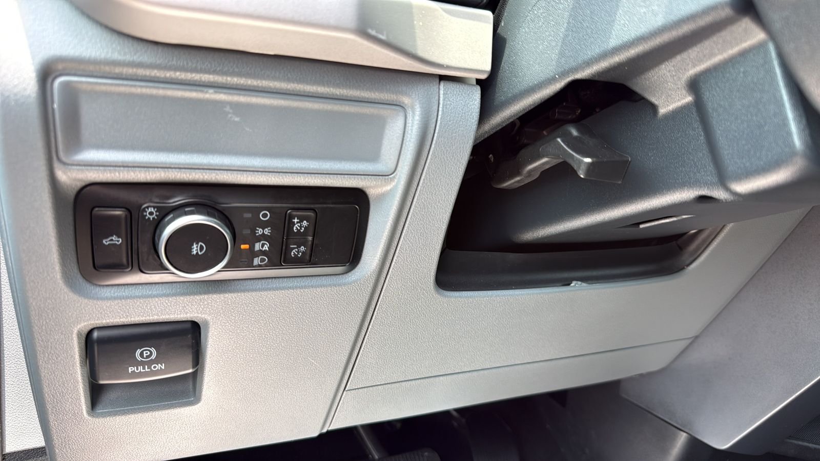 Used 2023 Blue Ford XLT image 17