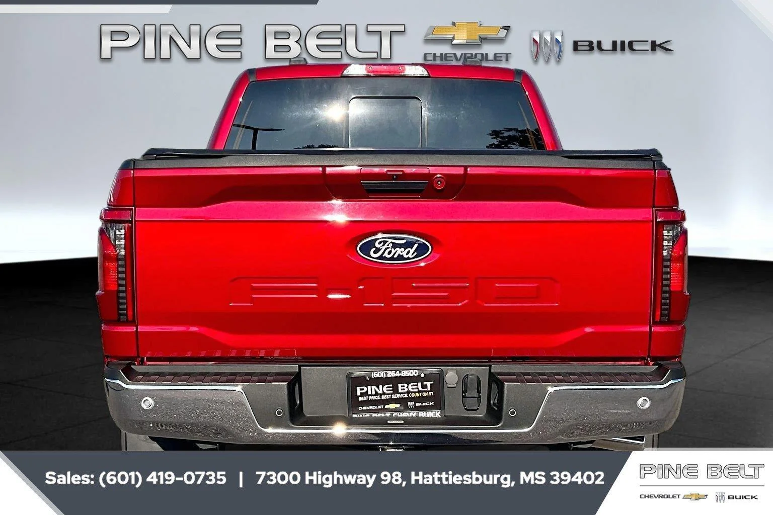 Used 2024 Rapid Red Metallic Tinted Clearcoat Ford XLT image 4