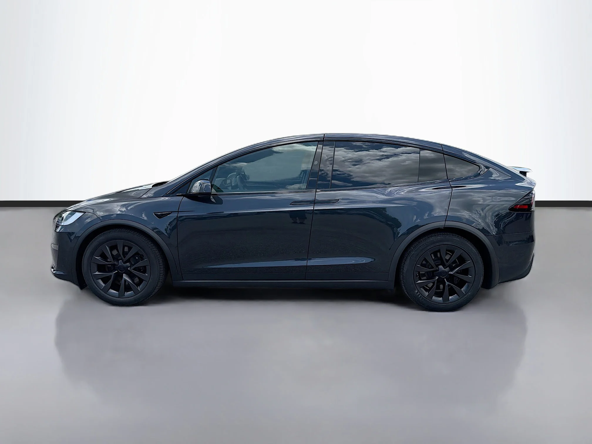 Used 2024 Tesla Model X Long Range with VIN 7SAXCDE5XRF435482 for sale in Sarasota, FL