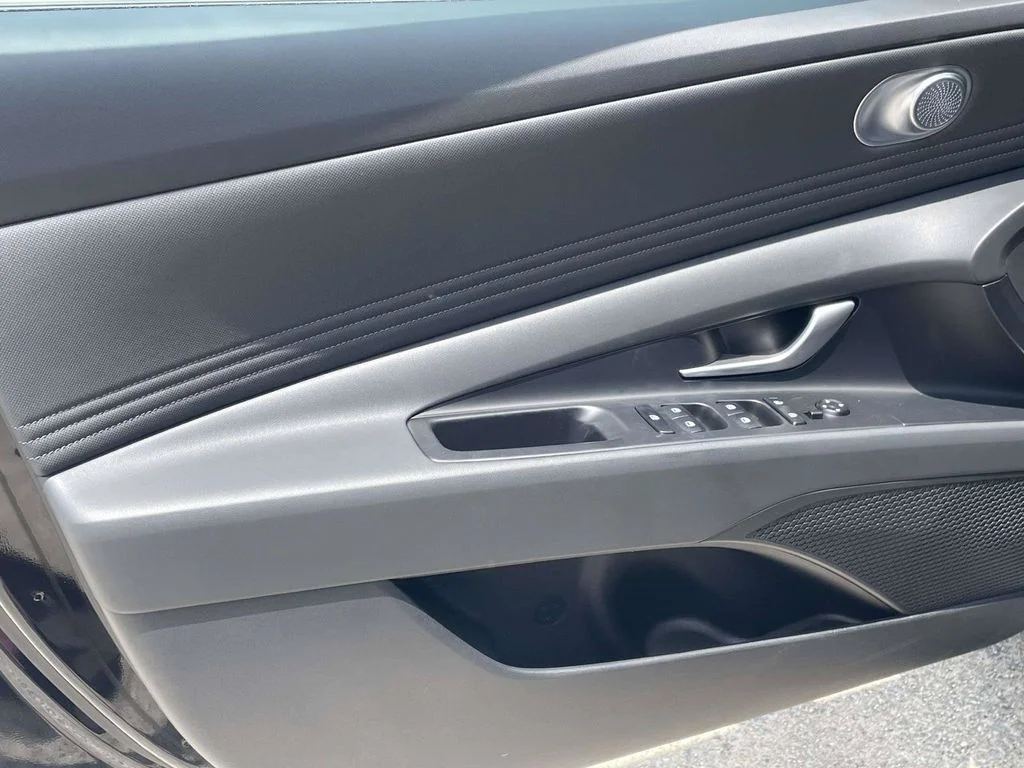 New 2026 Black Hyundai Limited image 12