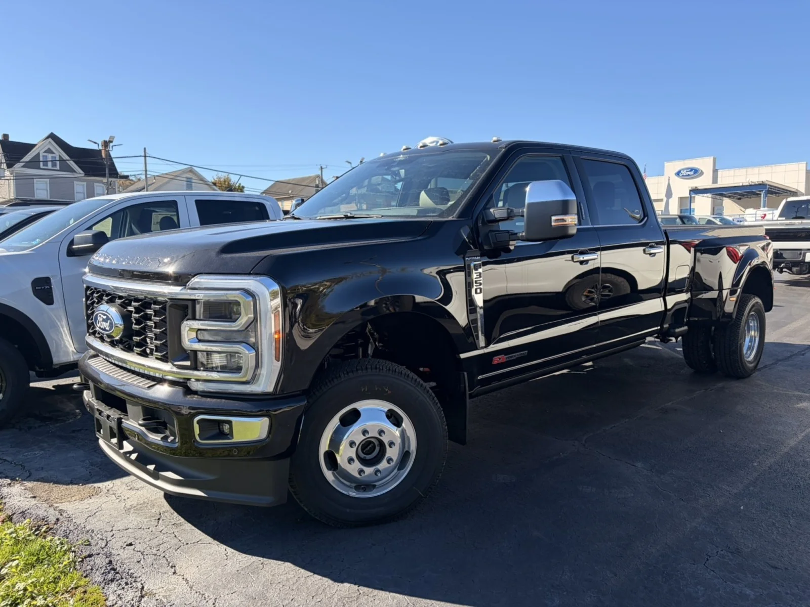 New 2027 Agate Black Metallic Ford F-350® Platinum® image 2
