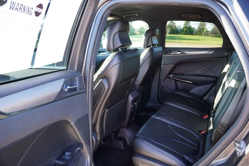 Certified Used 2017 Gray Lincoln Premiere image 16