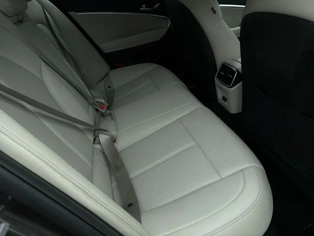 Used 2025 Gray Genesis 2.5T image 36