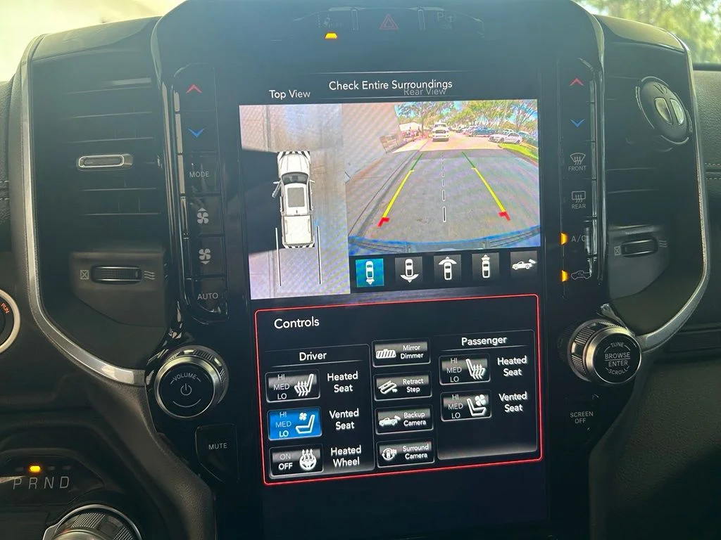 Used 2020 Blue Ram Laramie image 10