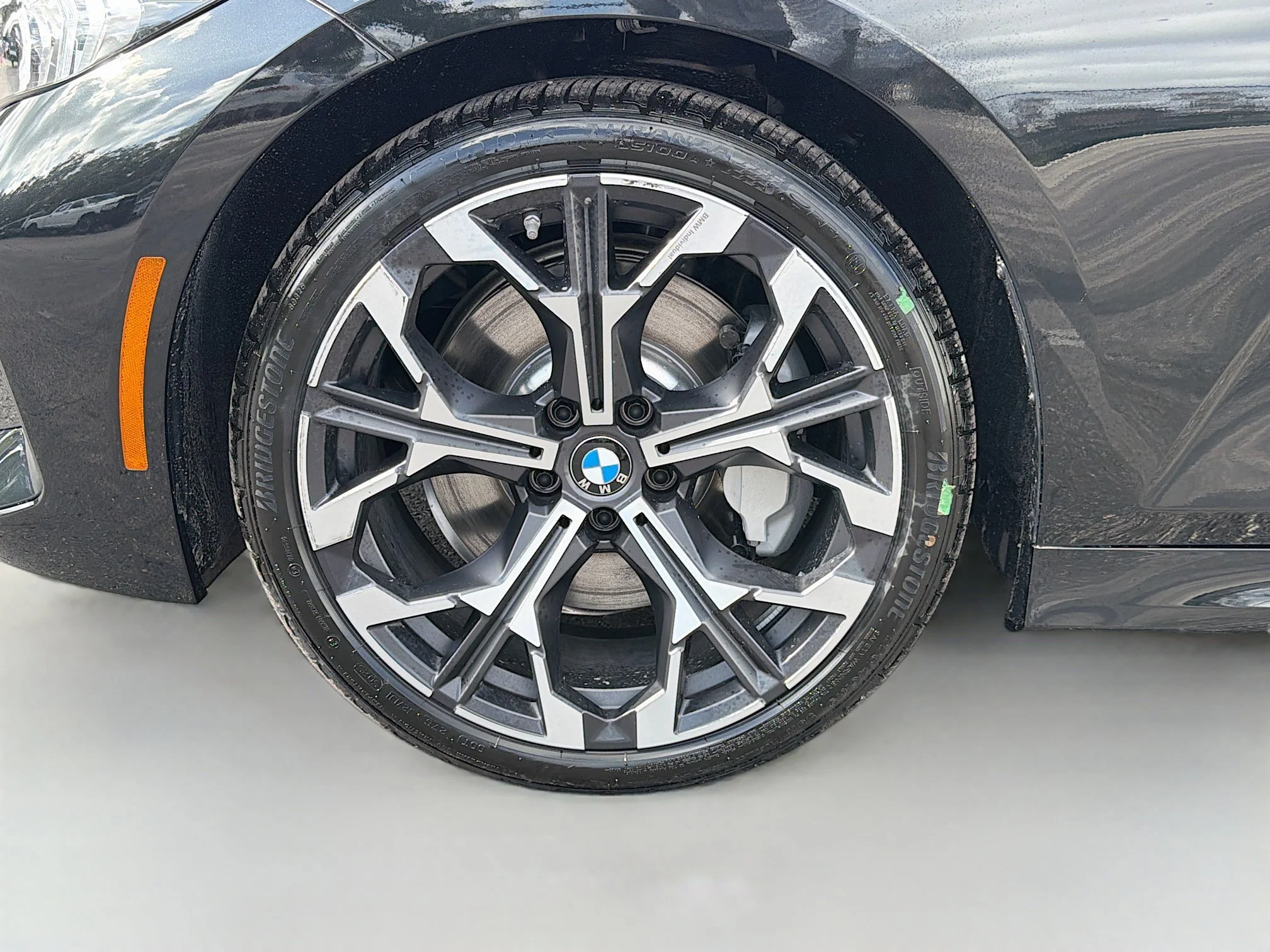 New 2026 Black Sapphire Metallic BMW 330i NA image 40