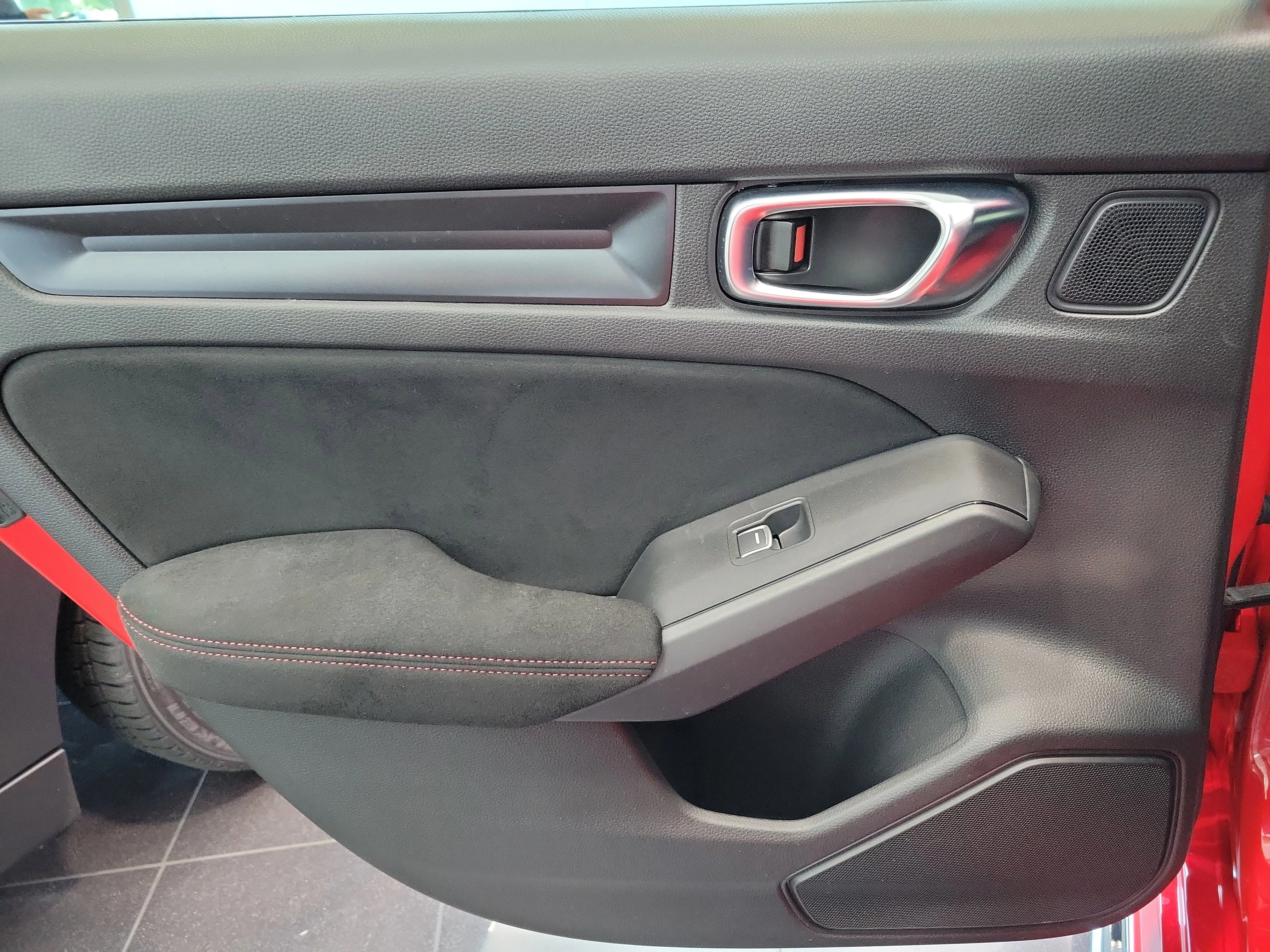 2024 Honda Civic Hatchback Type-R - Photo 45