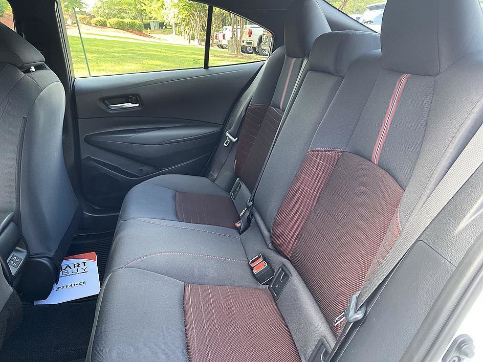 Certified Used 2025 Ice Cap Toyota SE image 14
