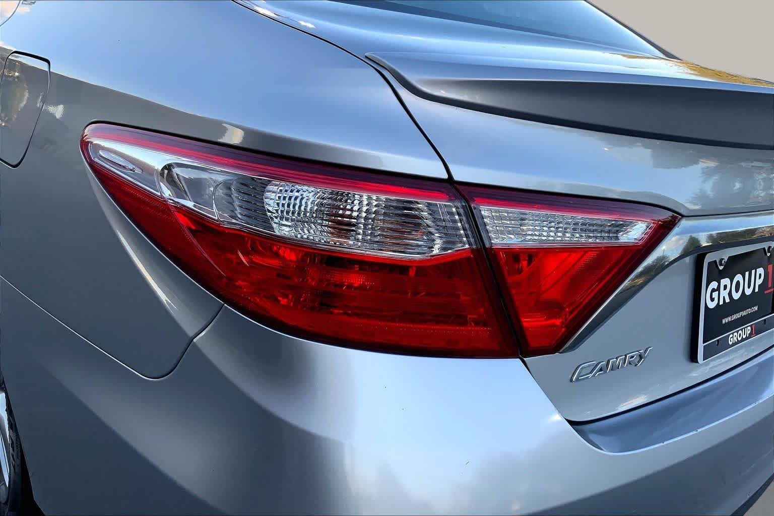 Used 2016 Celestial Silver Metallic Toyota SE image 26