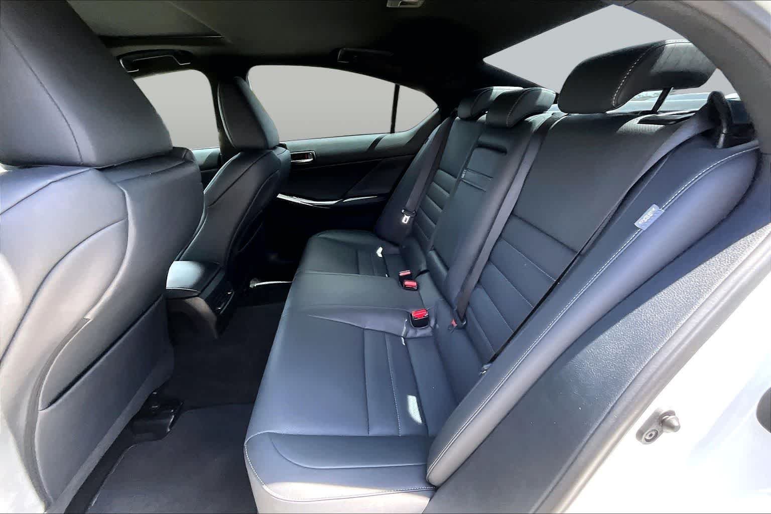 Used 2023 Ultra White Lexus F SPORT image 21