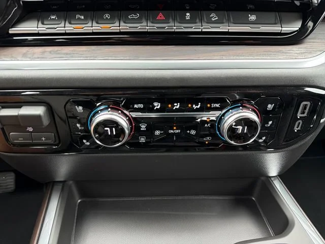 2026 GMC Sierra 1500 SLT - Photo 14